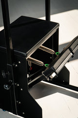 Box Step© Black Edition Chair