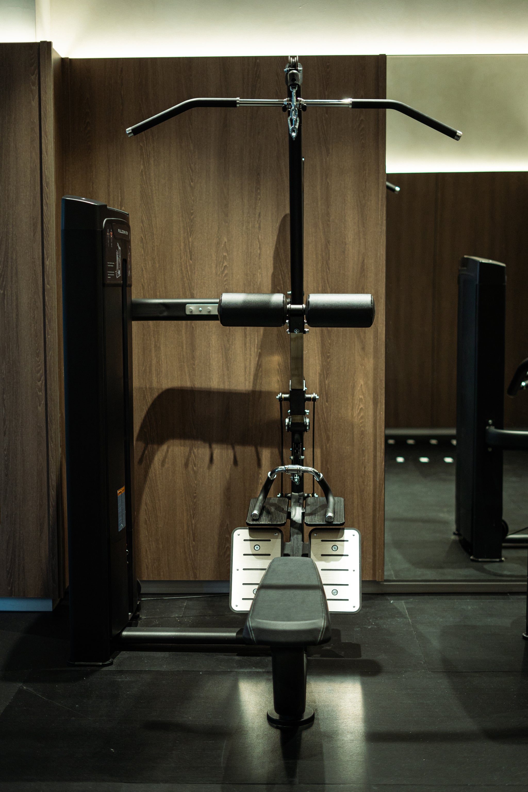Optimus Series Lat Pulldown / Mid Row